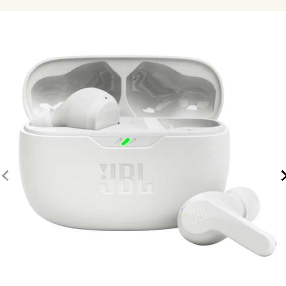 JBL Pure White Bluetooth Earbuds - Picture 1 of 5